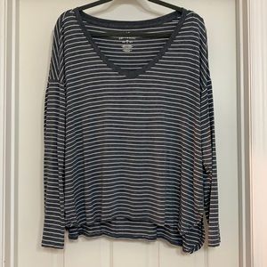 American Eagle soft & sexy shirt
